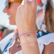 Cargar imagen en el visor de la galería, PULSERA NAUTICA ROSADA
